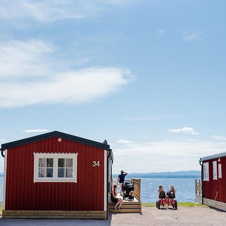 Гостевой дом First Camp Orsa - Dalarna Экстерьер фото
