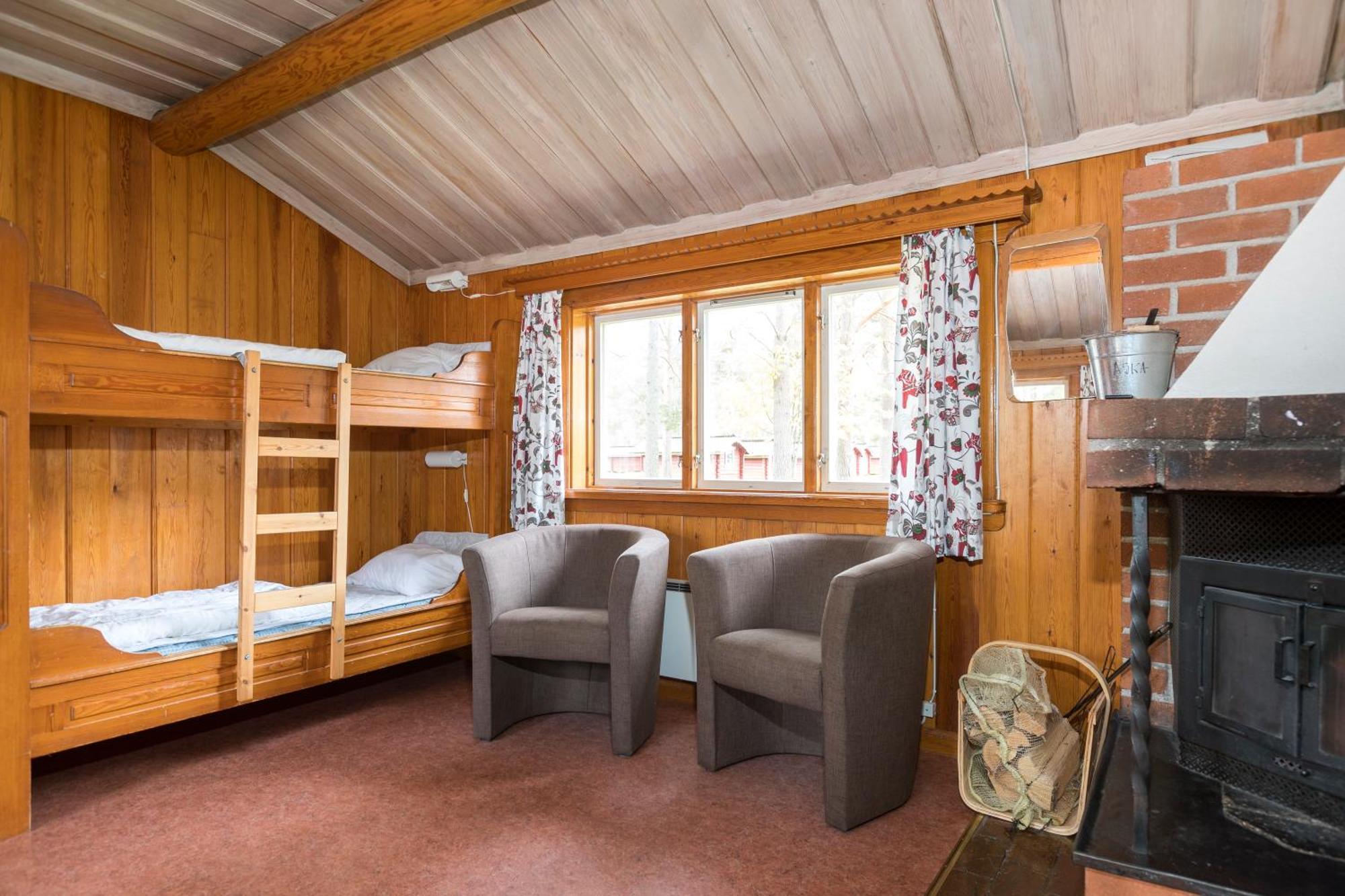 Гостевой дом First Camp Orsa - Dalarna Экстерьер фото