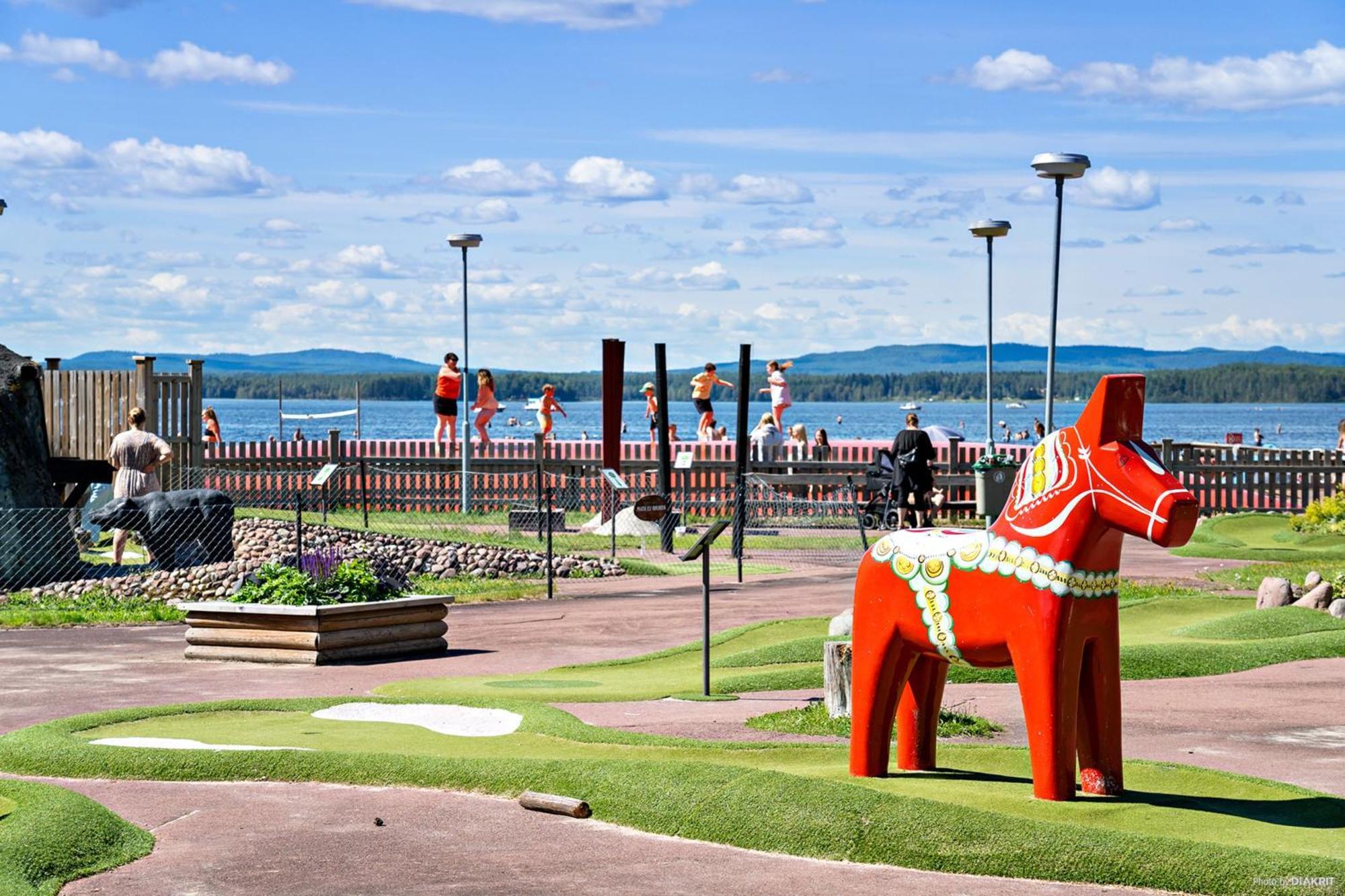 Гостевой дом First Camp Orsa - Dalarna Экстерьер фото