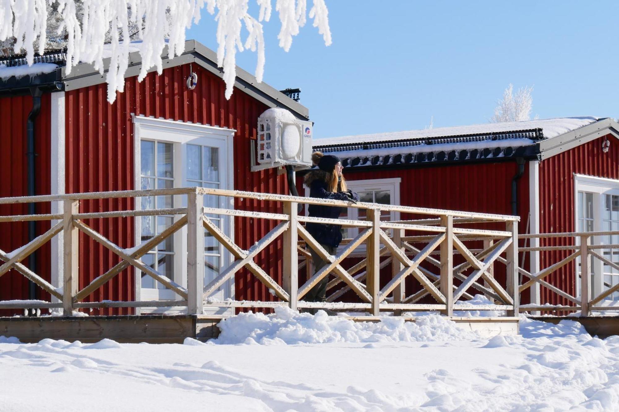 Гостевой дом First Camp Orsa - Dalarna Экстерьер фото